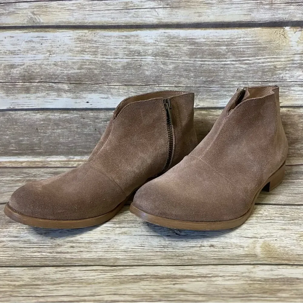 Cordani ankle suede boots size 7